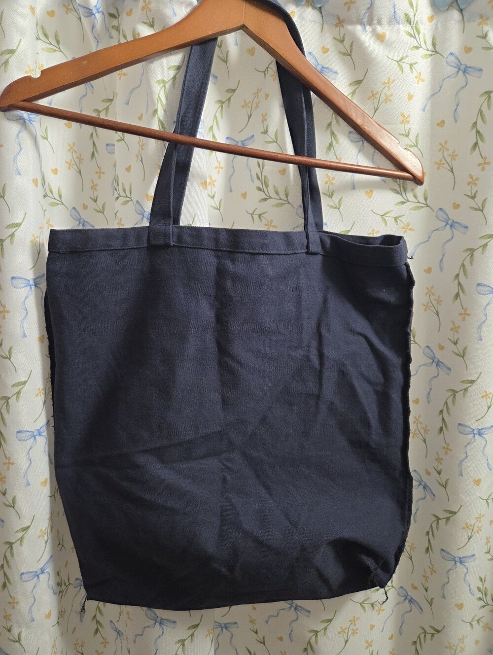 MALIN+GOETZ Navy Logo Tote Bag - Picture 4 of 4